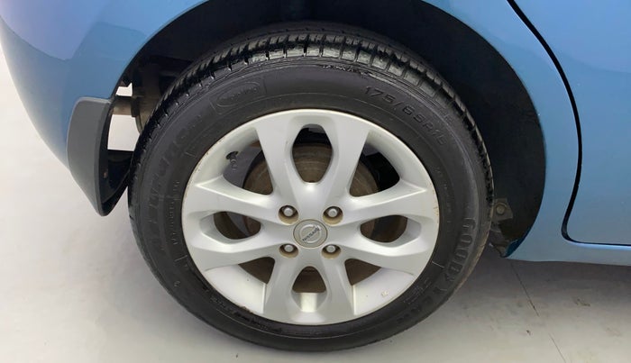 2017 Nissan Micra XV CVT, Petrol, Automatic, 60,299 km, Right Rear Wheel