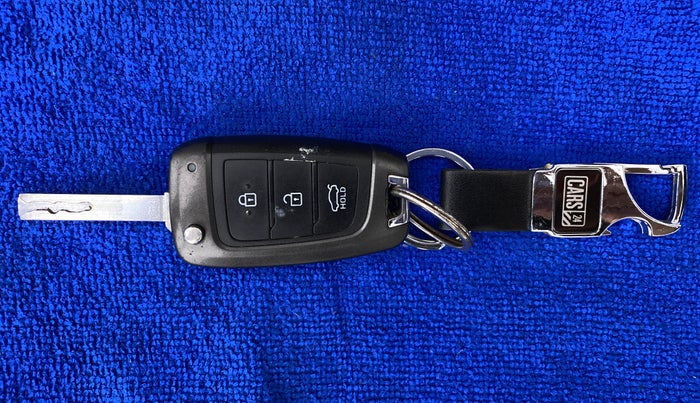 2018 Hyundai Verna 1.6 SX VTVT, Petrol, Manual, 11,205 km, Key Close Up