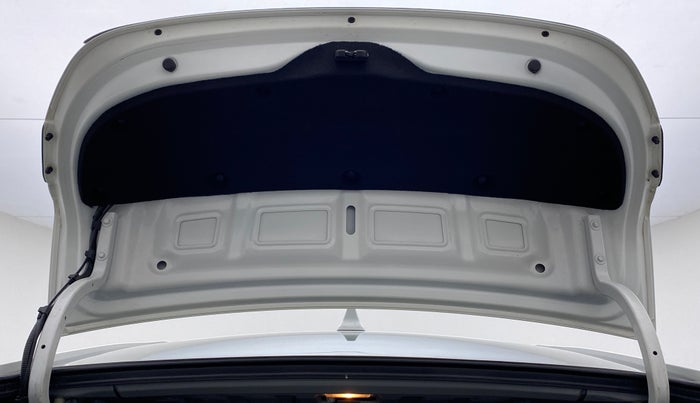 2018 Hyundai Verna 1.6 SX VTVT, Petrol, Manual, 11,205 km, Boot Door Open