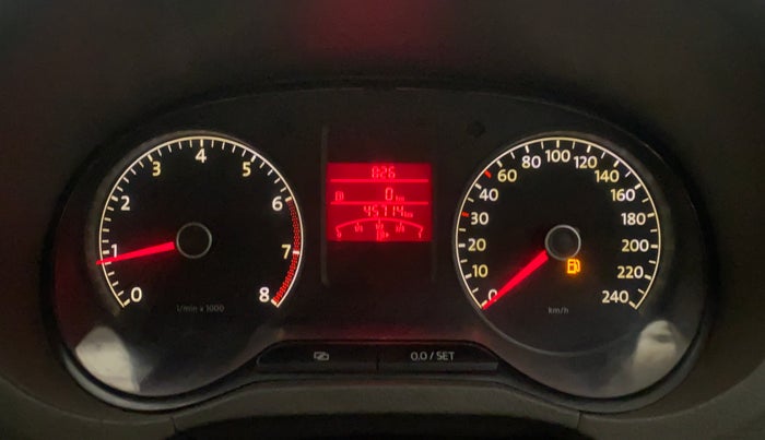 2014 Volkswagen Vento HIGHLINE 1.6 MPI, Petrol, Manual, 45,714 km, Odometer Image