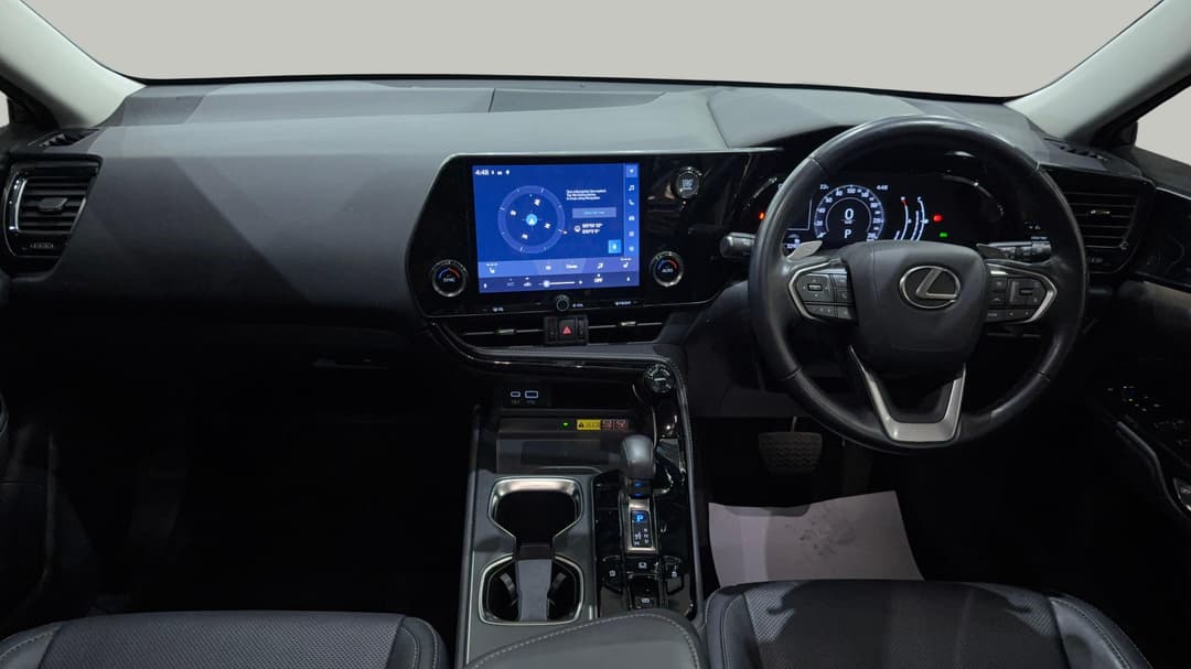 2023 Lexus Nx250 2WD, Automatic, 32906 km, Dashboard View