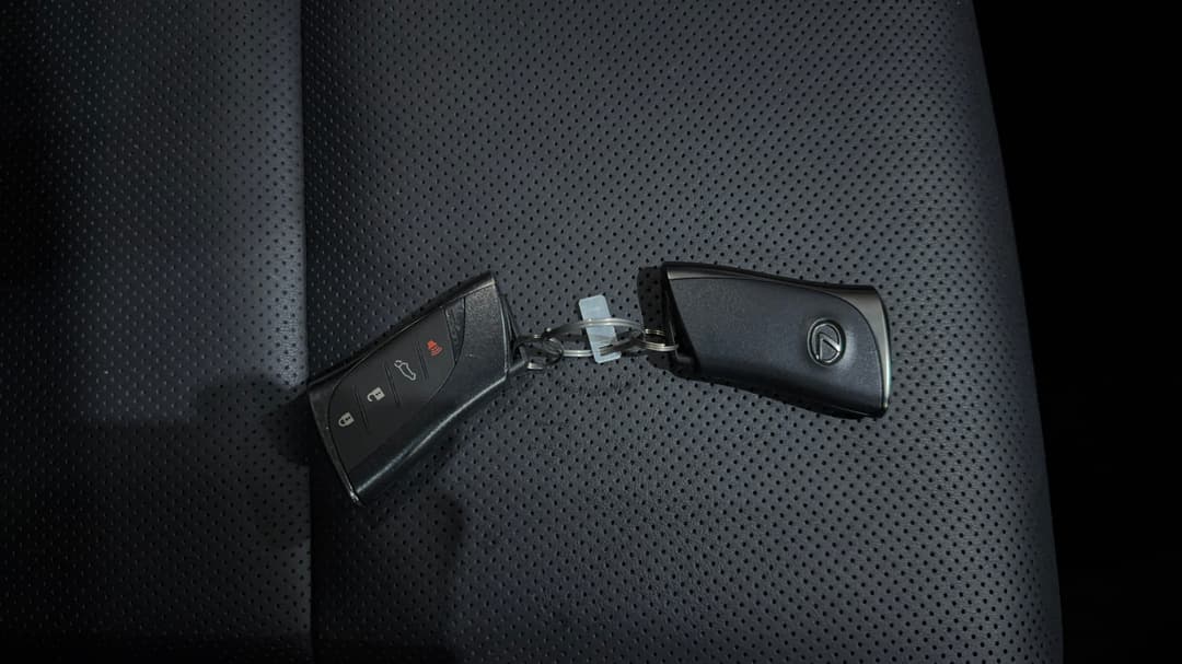 2023 Lexus Nx250 2WD, Automatic, 32906 km, Key Close-up