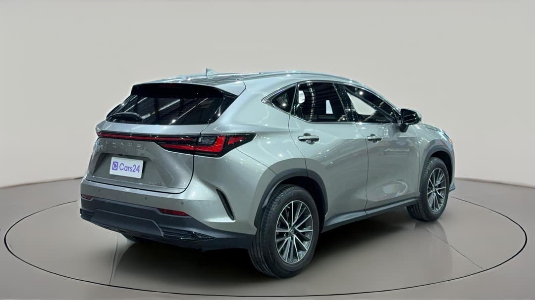 2023 Lexus Nx250 2WD, Automatic, 32906 km, Right Back Diagonal (45- Degree) View