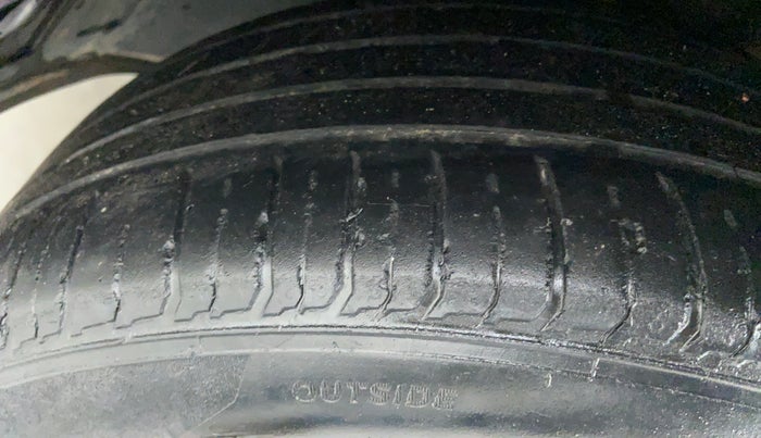 2019 Hyundai VENUE 1.0L Turbo GDI SX MT, Petrol, Manual, 37,037 km, Left Front Tyre Tread