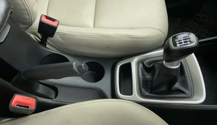 2019 Hyundai VENUE 1.0L Turbo GDI SX MT, Petrol, Manual, 37,037 km, Gear Lever