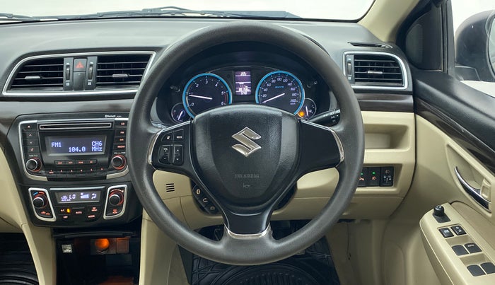 2016 Maruti Ciaz VDI+ SHVS, Diesel, Manual, 86,056 km, Steering Wheel Close Up
