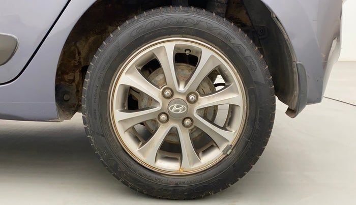 2015 Hyundai Grand i10 ASTA (O) 1.2 KAPPA VTVT, Petrol, Manual, 26,517 km, Left Rear Wheel