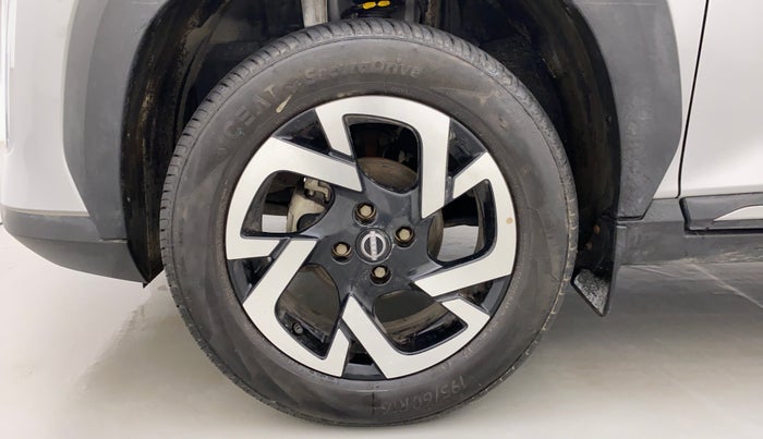 2022 Nissan MAGNITE XV PREMIUM MT, Petrol, Manual, 3,008 km, Left Front Wheel