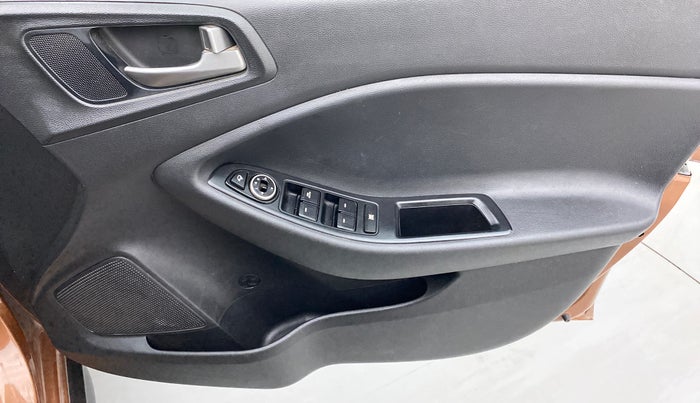 2015 Hyundai i20 Active 1.2 S, Petrol, Manual, 65,660 km, Driver Side Door Panels Control