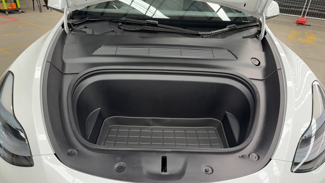 2023 Tesla Model Y Long Range, Automatic, 38719 km, Open Bonnet (Engine)