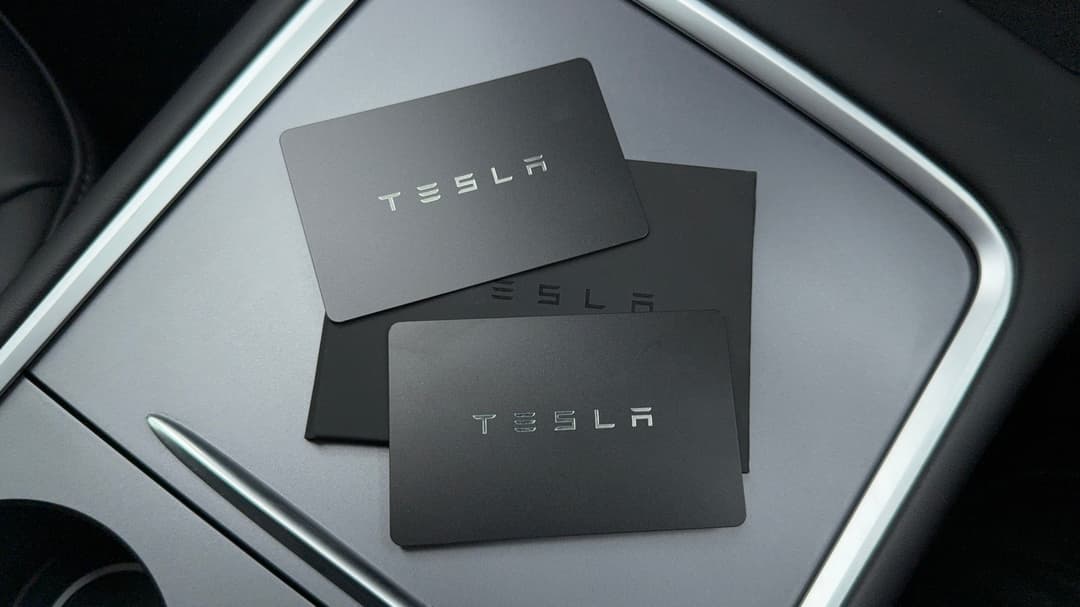 2023 Tesla Model Y Long Range, Automatic, 38719 km, Key Close-up
