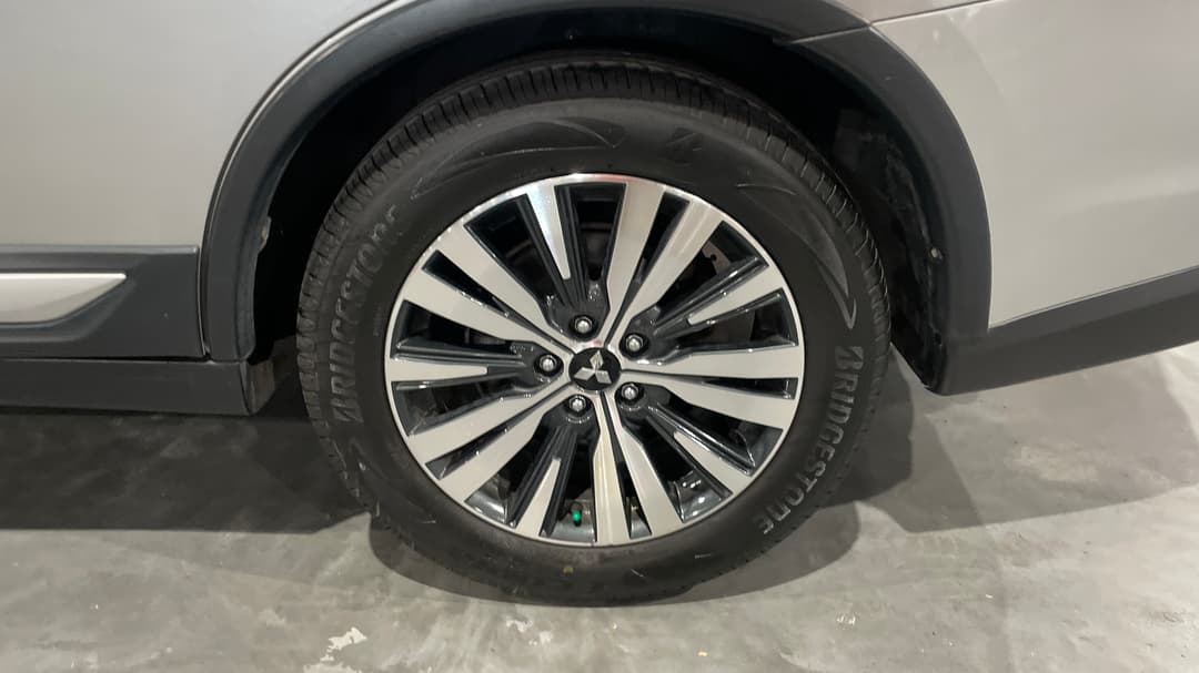 2018 Mitsubishi Outlander Ls 7 Seat (2WD), Automatic, 120030 km, Left Rear Wheel
