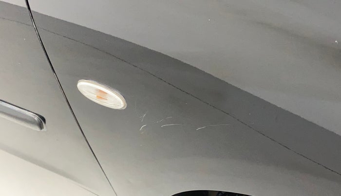 2018 Nissan Micra XL CVT, Petrol, Automatic, 27,903 km, Right fender - Minor scratches