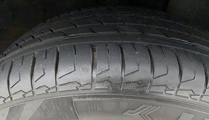 2020 Hyundai VENUE SX 1.0 TURBO, Petrol, Manual, 65,341 km, Right Front Tyre Tread