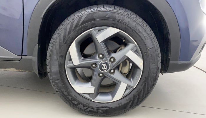 2020 Hyundai VENUE SX 1.0 TURBO, Petrol, Manual, 65,341 km, Right Front Wheel