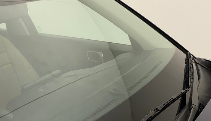 2020 Hyundai VENUE SX 1.0 TURBO, Petrol, Manual, 65,341 km, Front windshield - Minor spot on windshield