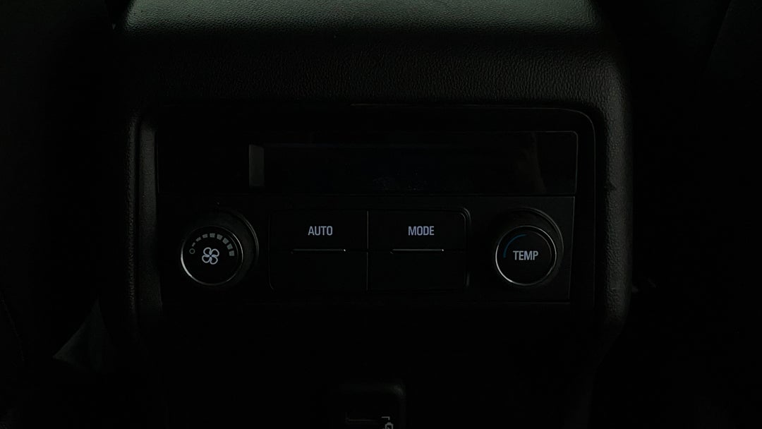 2018 Holden Acadia Ltz-v (2wd), Automatic, 82974 km, Rear A/C Vent