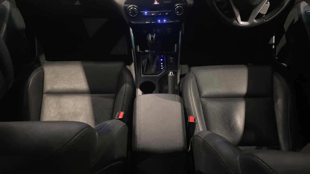 2017 Hyundai Tucson Active X (FWD), Automatic, 72884 km, Center Console