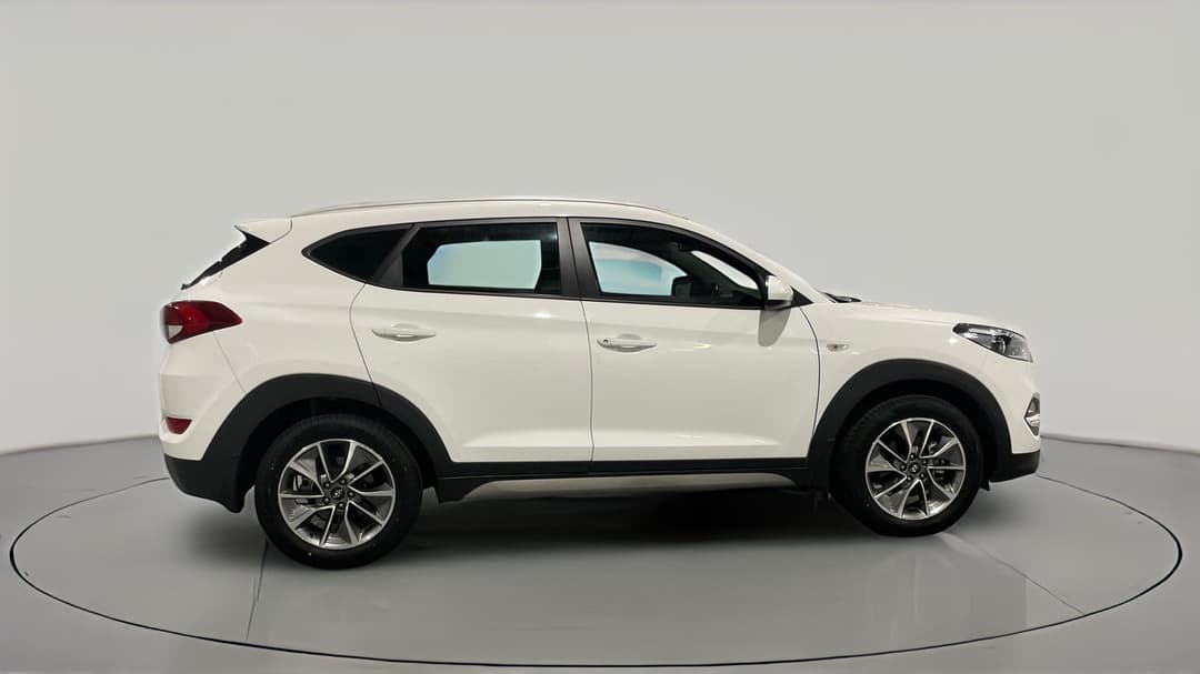 2017 Hyundai Tucson Active X (FWD), Automatic, 72884 km, Right Side View