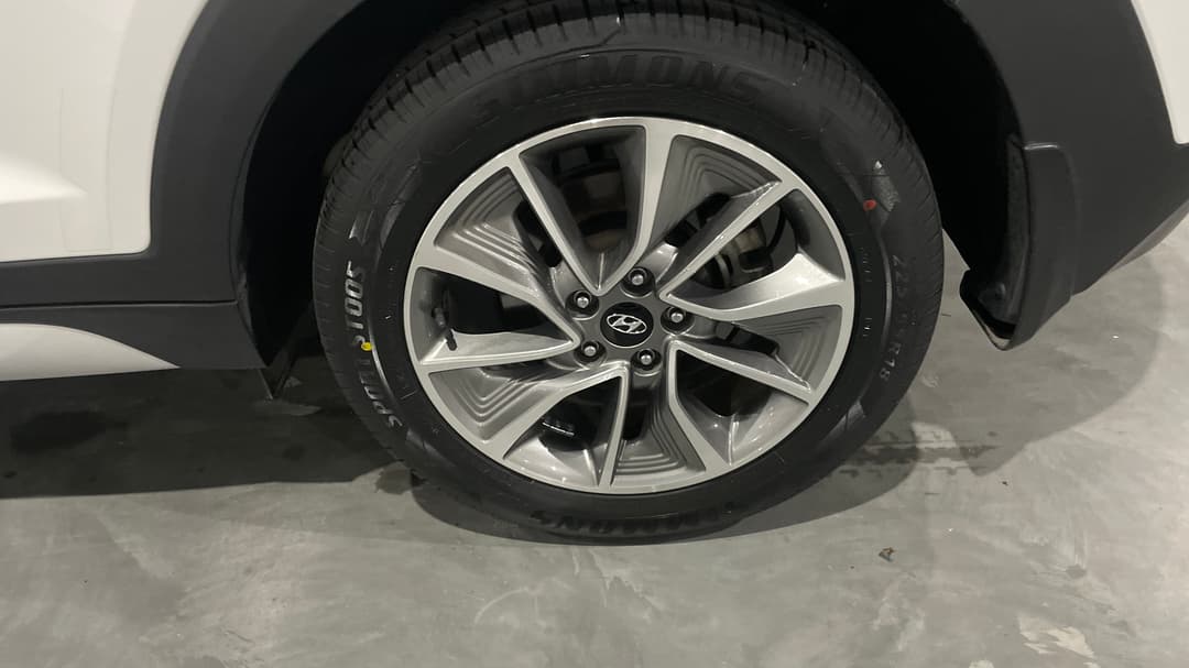 2017 Hyundai Tucson Active X (FWD), Automatic, 72884 km, Left Rear Wheel