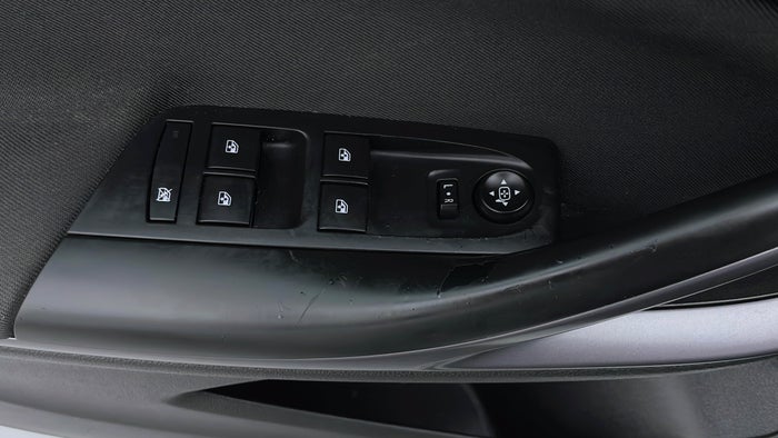 Opel Astra-Door Interior LHS front Scratch