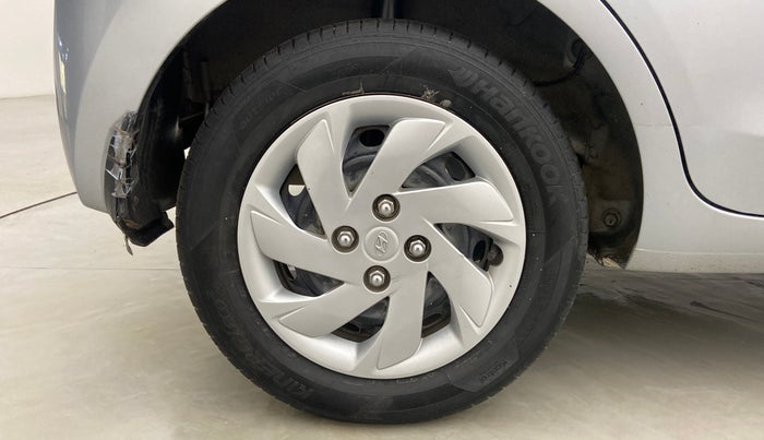 2019 Hyundai NEW SANTRO SPORTZ CNG, CNG, Manual, 39,957 km, Right Rear Wheel
