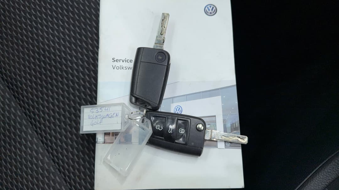 2018 Volkswagen Golf 110 Tsi Trendline, Automatic, 127374 km, Key Close-up