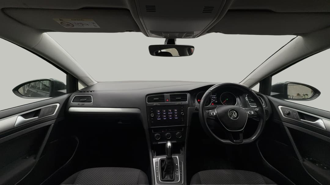 2018 Volkswagen Golf 110 Tsi Trendline, Automatic, 127374 km, Dashboard View