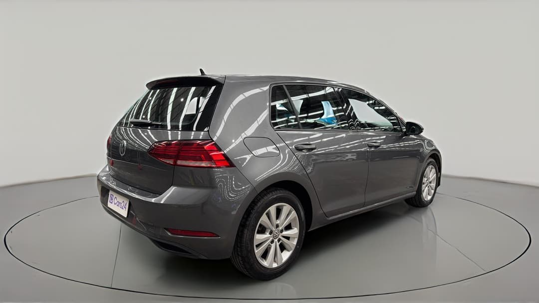 2018 Volkswagen Golf 110 Tsi Trendline, Automatic, 127374 km, Right Back Diagonal (45- Degree) View