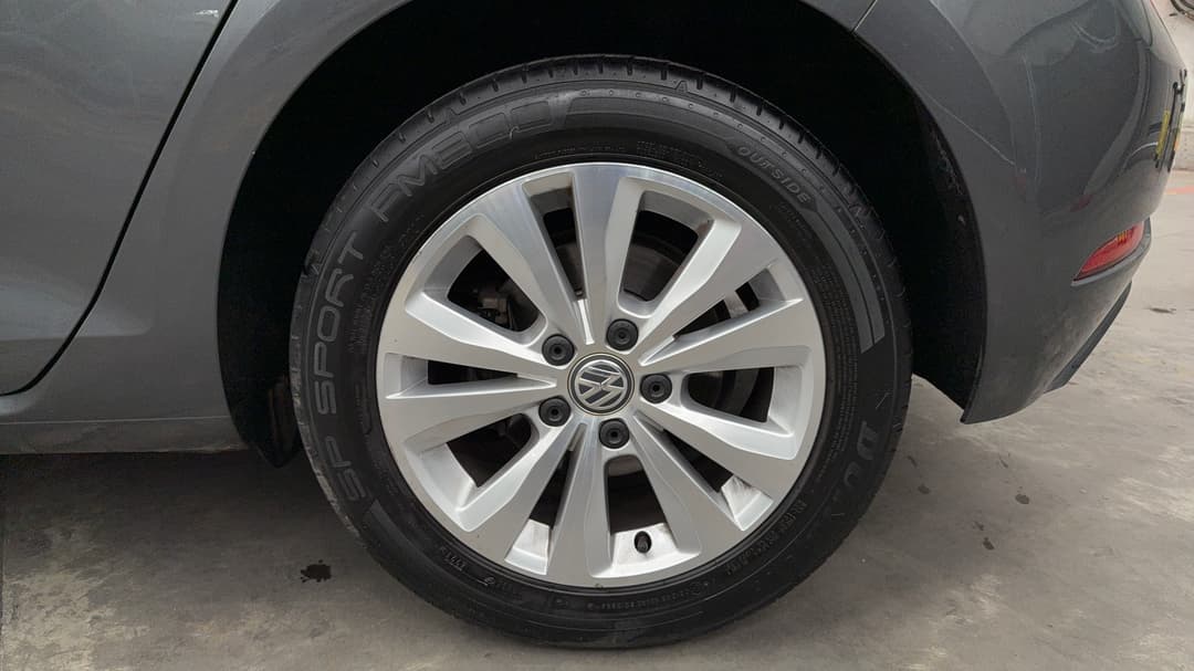 2018 Volkswagen Golf 110 Tsi Trendline, Automatic, 127374 km, Left Rear Wheel