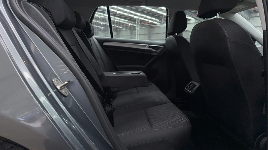 2018 Volkswagen Golf 110 Tsi Trendline, Automatic, 127374 km, Right Side Rear Door Cabin View
