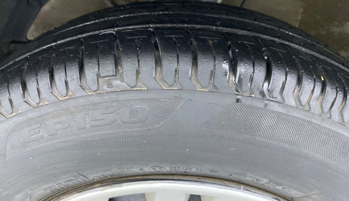 2018 Maruti Dzire VXI, Petrol, Manual, 29,115 km, Left Front Tyre Tread