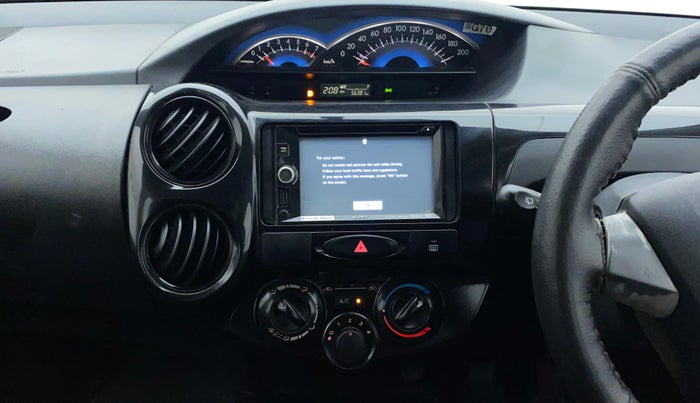 2016 Toyota Etios CROSS 1.2 G, Petrol, Manual, 56,689 km, Air Conditioner