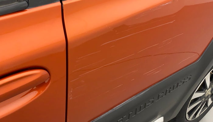 2016 Toyota Etios CROSS 1.2 G, Petrol, Manual, 56,689 km, Rear left door - Minor scratches