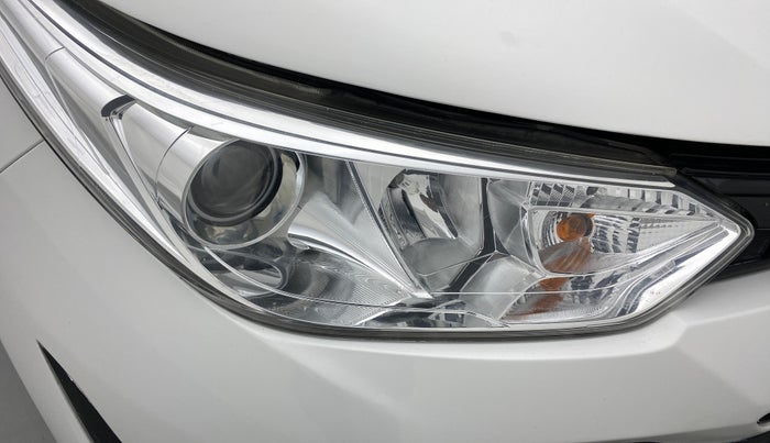 2018 Toyota YARIS J CVT, Petrol, Automatic, 65,064 km, Right headlight - Minor scratches