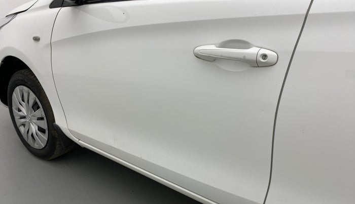 2018 Toyota YARIS J CVT, Petrol, Automatic, 65,064 km, Front passenger door - Slightly dented