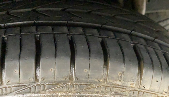 2018 Datsun Go Plus A (O), CNG, Manual, 46,512 km, Left Rear Tyre Tread