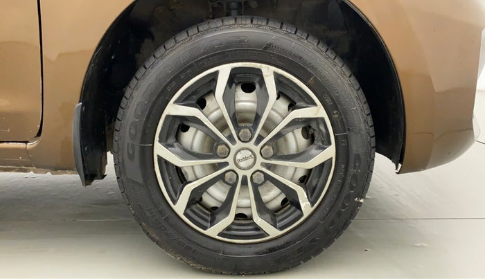 2018 Datsun Go Plus A (O), CNG, Manual, 46,512 km, Right Front Wheel