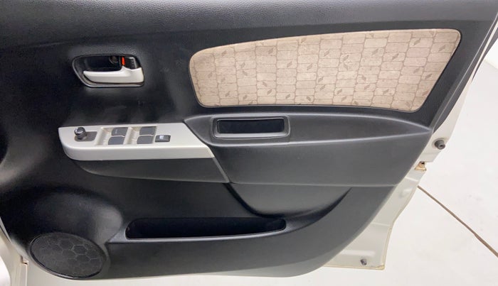 2014 Maruti Wagon R 1.0 VXI, Petrol, Manual, 57,100 km, Driver Side Door Panels Control