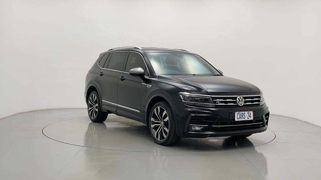 Right Front Diagonal (45- Degree) View