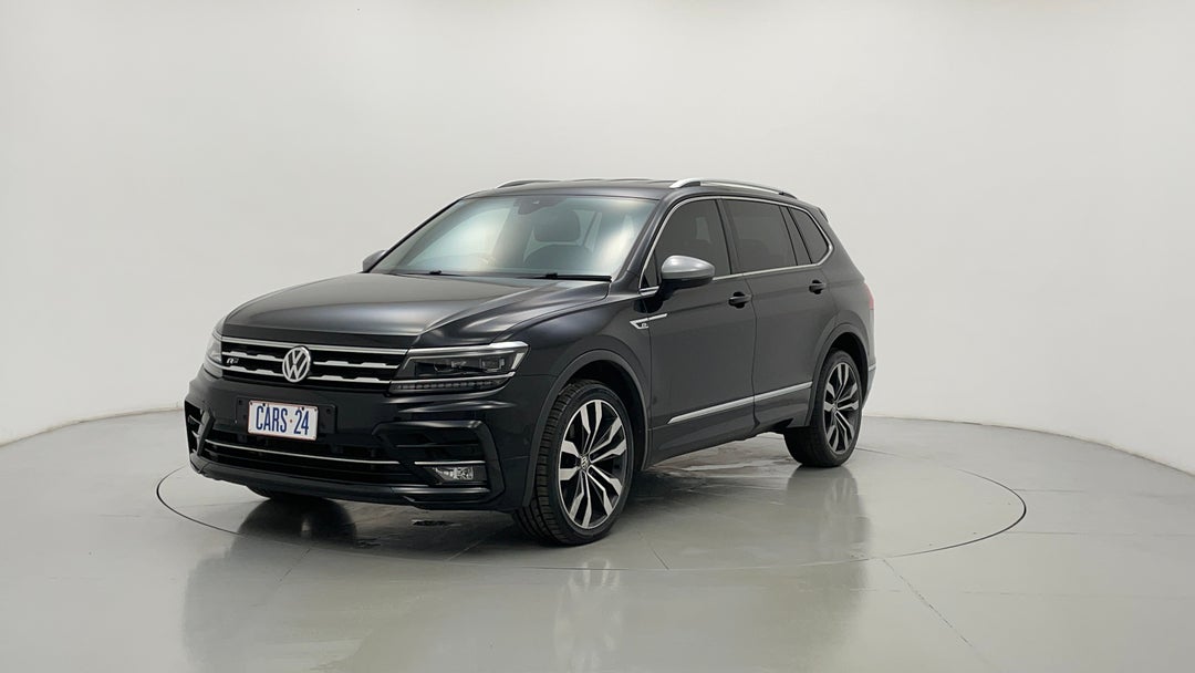 Left Front Diagonal (45- Degree) View