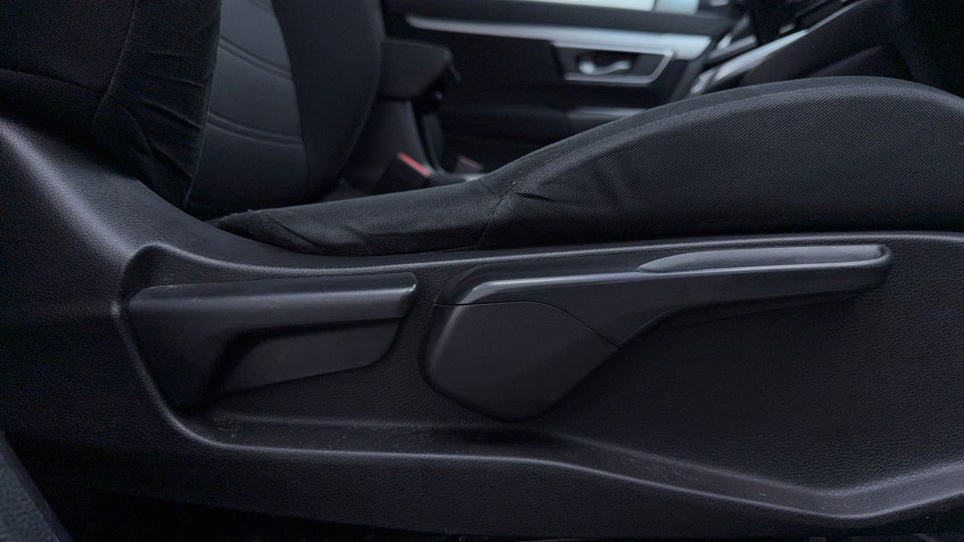 2018 Honda CR-V Vti (2wd), Automatic, 77457 km, Drivers Side Adjustment Panel