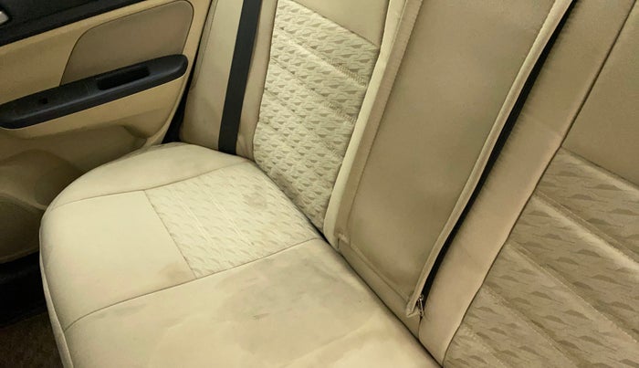 2019 Honda Amaze 1.2L I-VTEC S, Petrol, Manual, 22,572 km, Second-row right seat - Cover slightly stained
