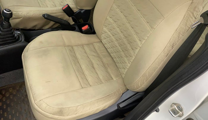 2019 Honda Amaze 1.2L I-VTEC S, Petrol, Manual, 22,572 km, Front left seat (passenger seat) - Cover slightly stained