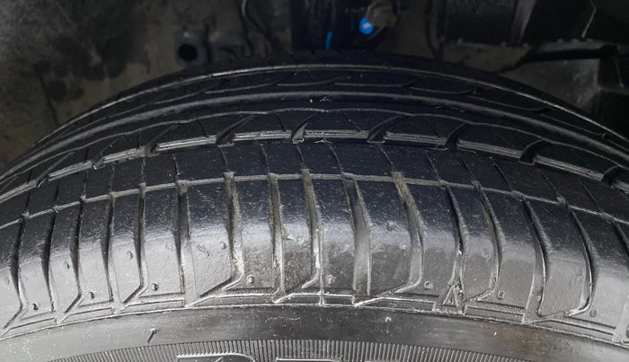 2016 Honda City V MT PETROL, Petrol, Manual, 62,146 km, Right Front Tyre Tread