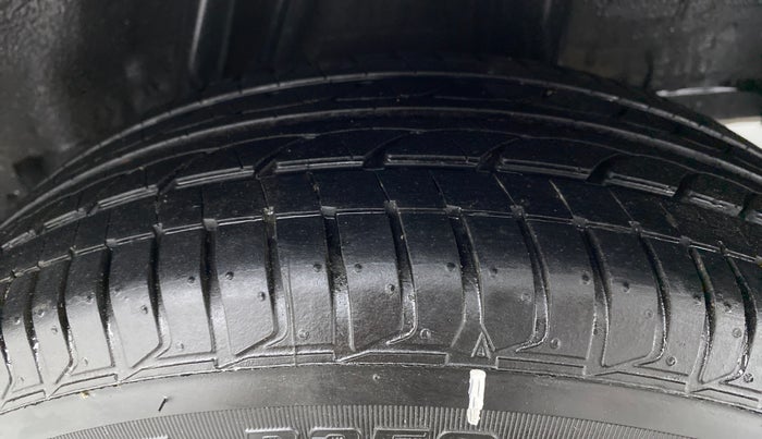 2016 Honda City V MT PETROL, Petrol, Manual, 62,146 km, Left Rear Tyre Tread