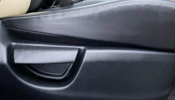 2019 Hyundai NEW SANTRO 1.1 SPORTS AMT, Petrol, Automatic, 30,147 km, Driver Side Adjustment Panel