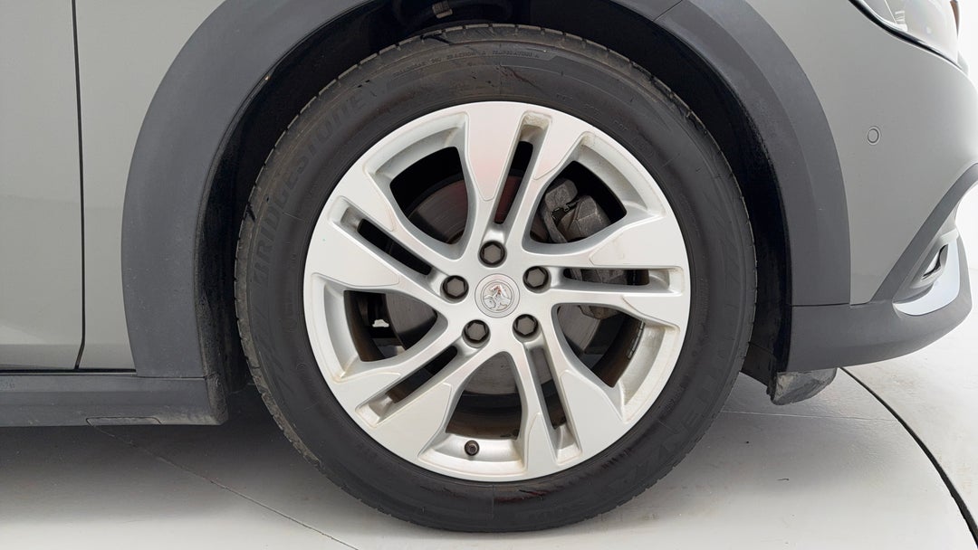 2018 Holden Calais V (5yr), Automatic, 92035 km, Right Front Wheel