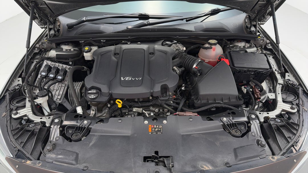 2018 Holden Calais V (5yr), Automatic, 92035 km, Open Bonnet (Engine)