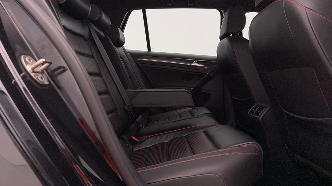 2017 Volkswagen Golf Gti, Automatic, 150647 km, Right Side Rear Door Cabin View